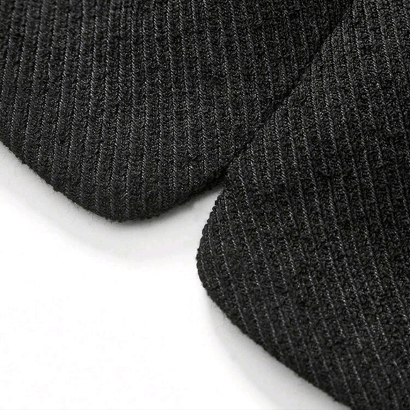 CHAIN BUTTON DECOR SLANT POCKET SHORTS - Picture 5 of 6